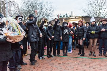 Bild 676 - Latuff 2016 Umzug